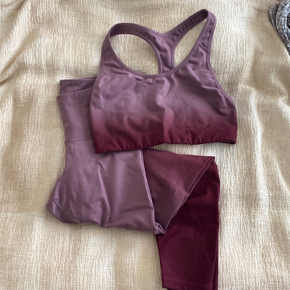 Old Navy Active Sports Bra & Leggings Set